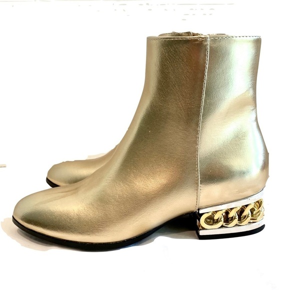 Bamboo “Hype” Gold Metallic Mixed Medal Booties Chain Heel Decoration Size - Picture 2 of 9